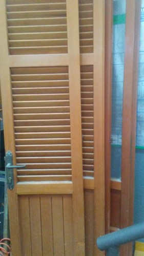Persiana con finestra - , legno
